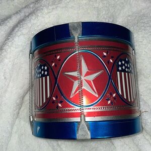 Vintage Noble and Cooley metal drum